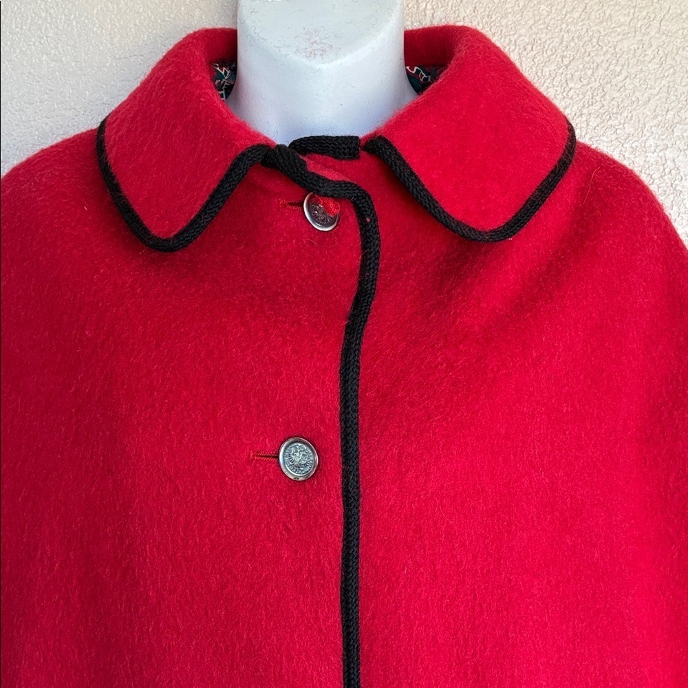 Loden King Cape women M Thick Red Wool, Black Trim from Germany. Vintage. M EUC - Picture 5 of 17